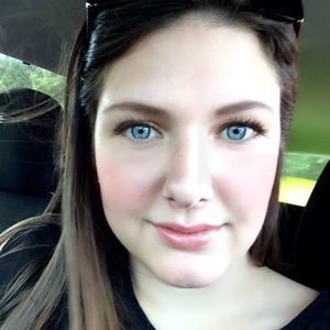 Meet your Posher, Kalie